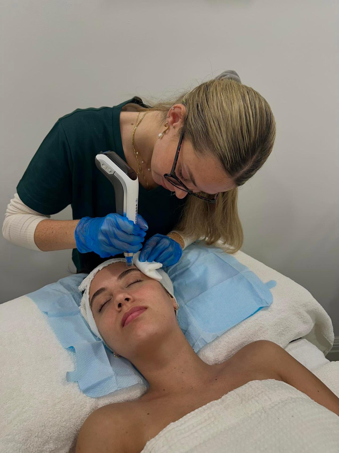 Advanced skin treatment at Pellis Medispa